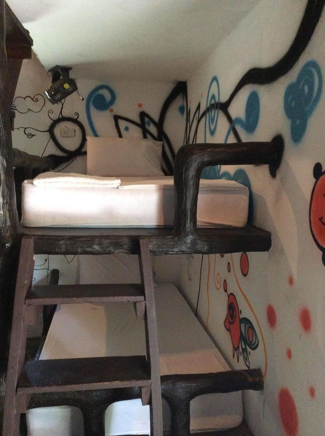 Moov Inn Garden Hostel Тау Экстерьер фото