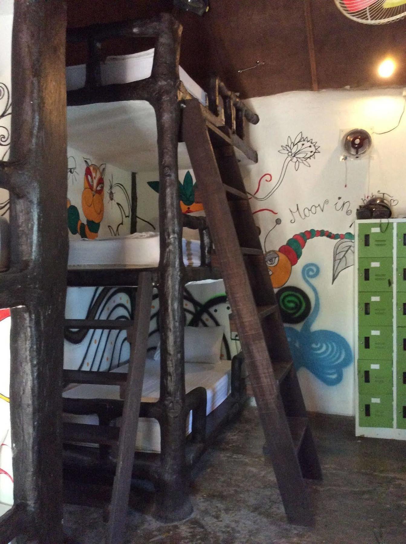Moov Inn Garden Hostel Тау Экстерьер фото