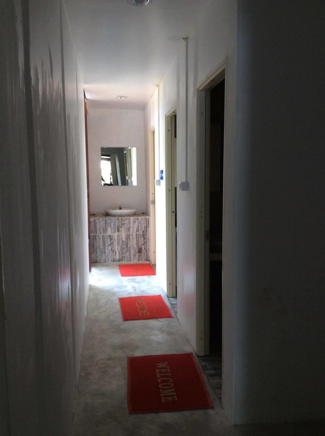 Moov Inn Garden Hostel Тау Экстерьер фото